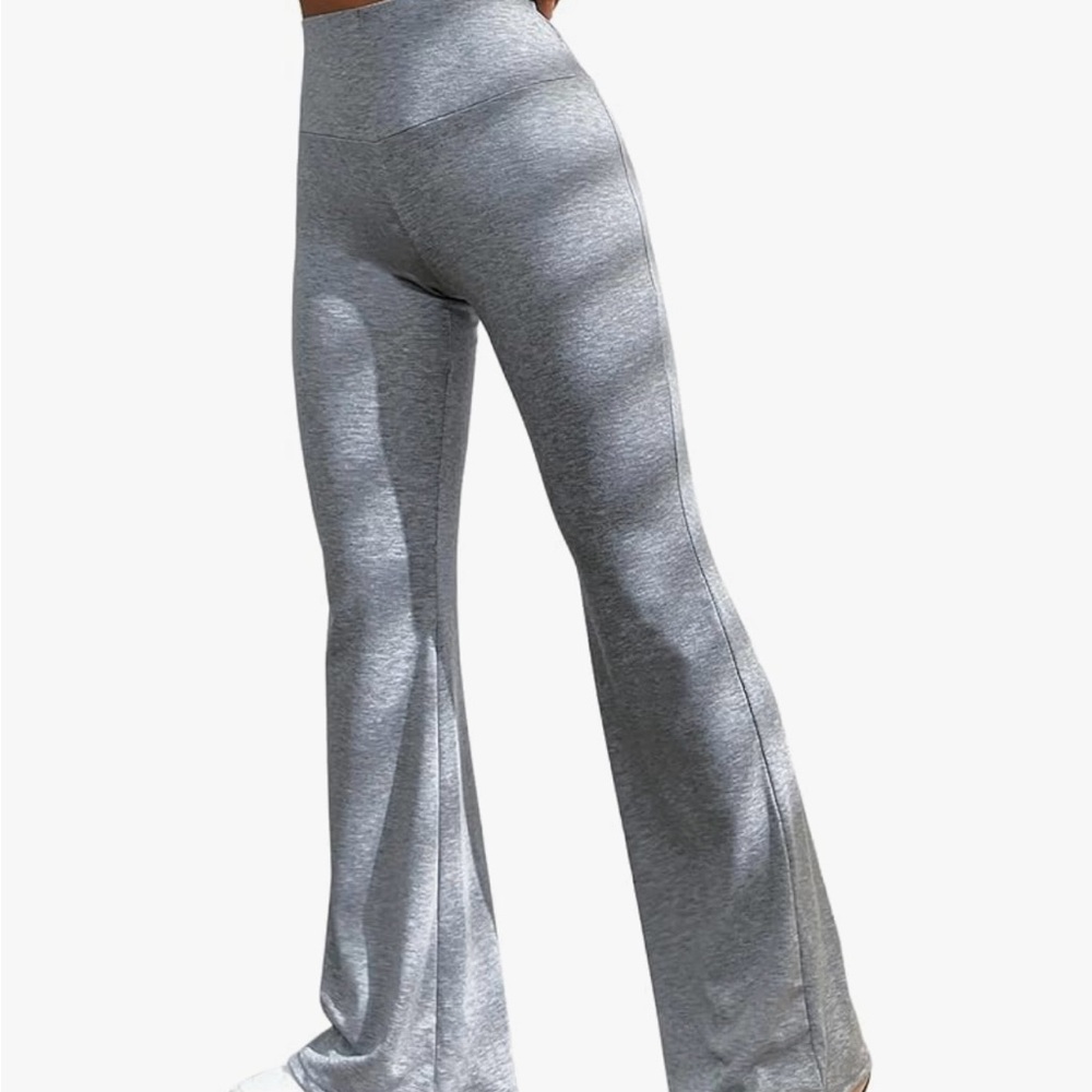 Elegant Women's Gray Flared Leggings